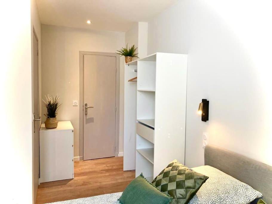 Le Palm Appartement Elegant & Design En Bord Riviere Коллобрьер Экстерьер фото
